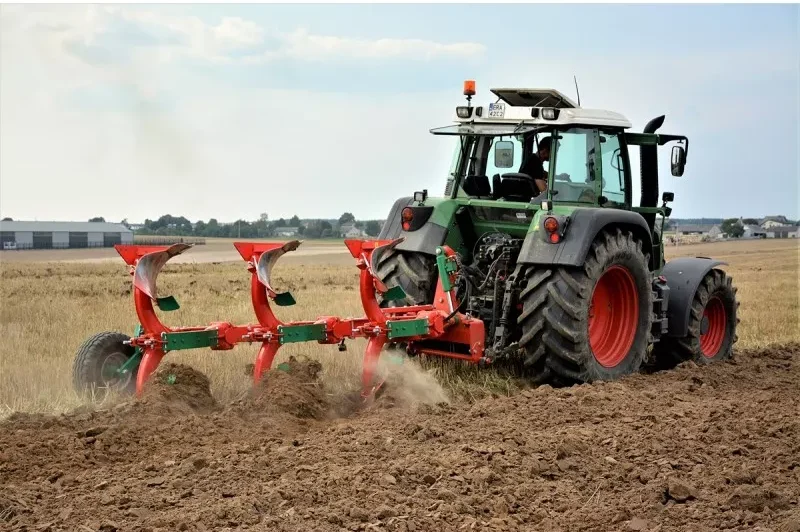 Pług POR Agro-Masz - Agrorami