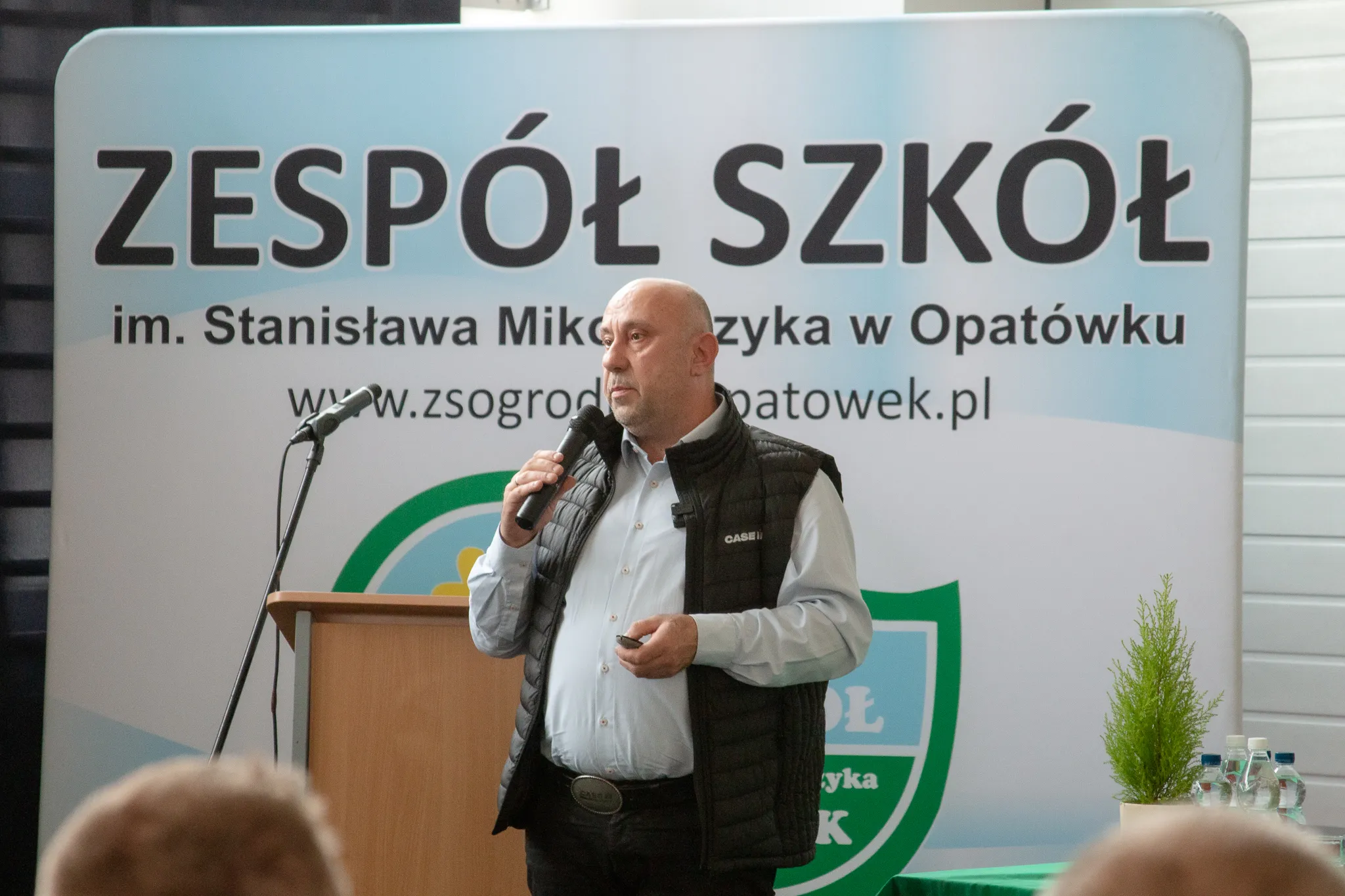 Dyskusja i prezentacja rozwiązań technicznych w ciągnikach Case IH z udziałem rolników i ekspertów Agro-Rami.