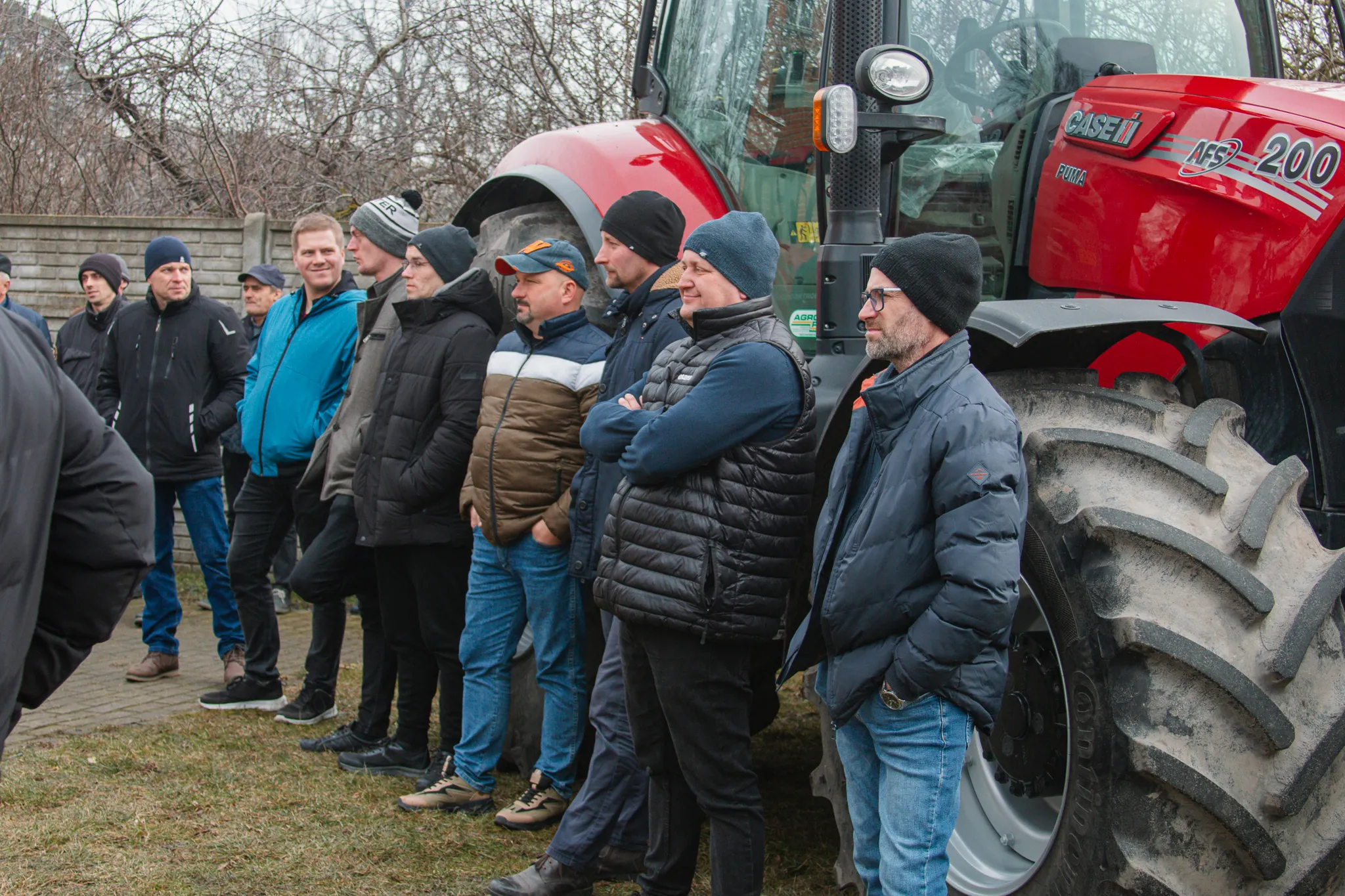 Dyskusja i prezentacja rozwiązań technicznych w ciągnikach Case IH z udziałem rolników i ekspertów Agro-Rami.